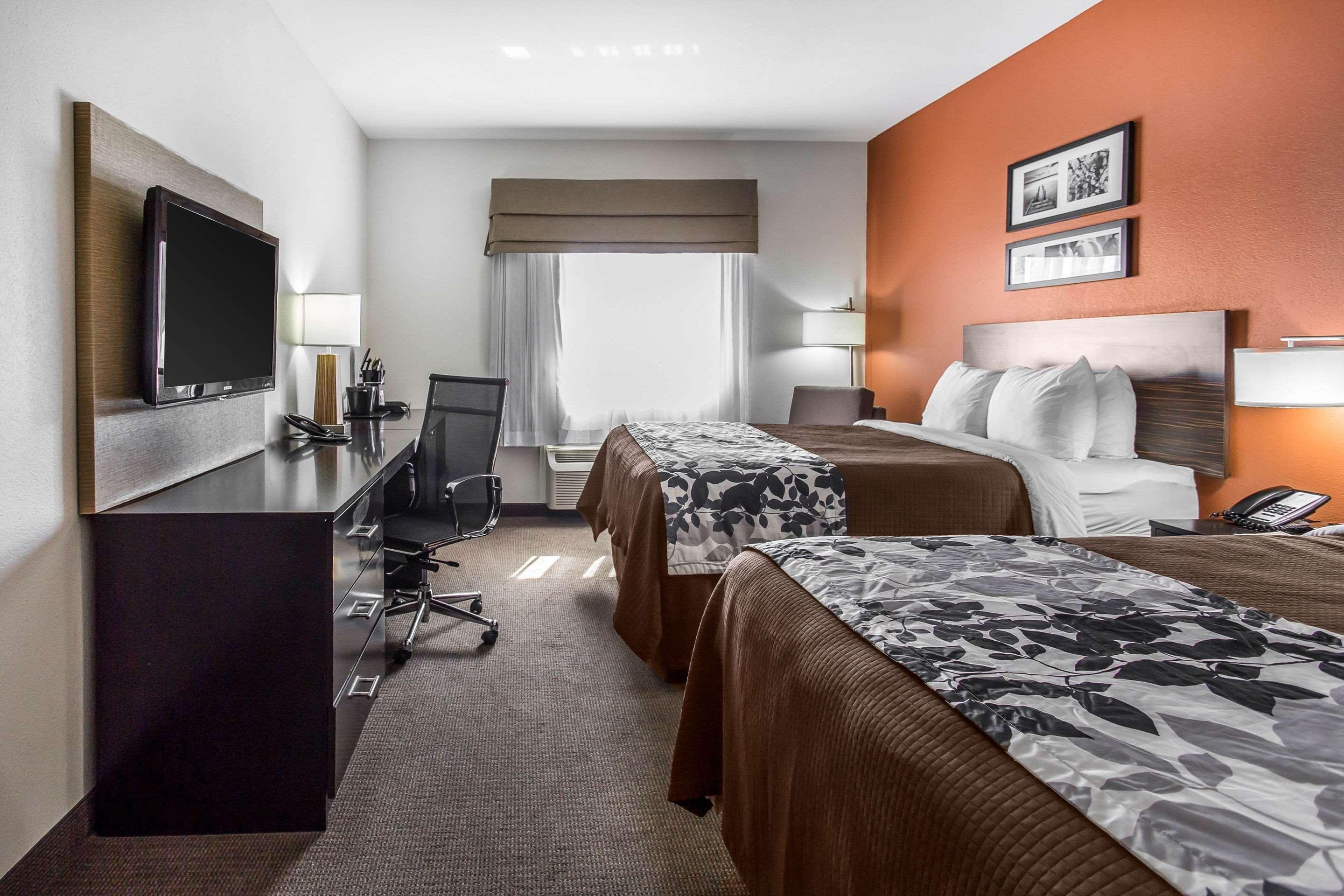 Sleep Inn & Suites Лъбък Екстериор снимка