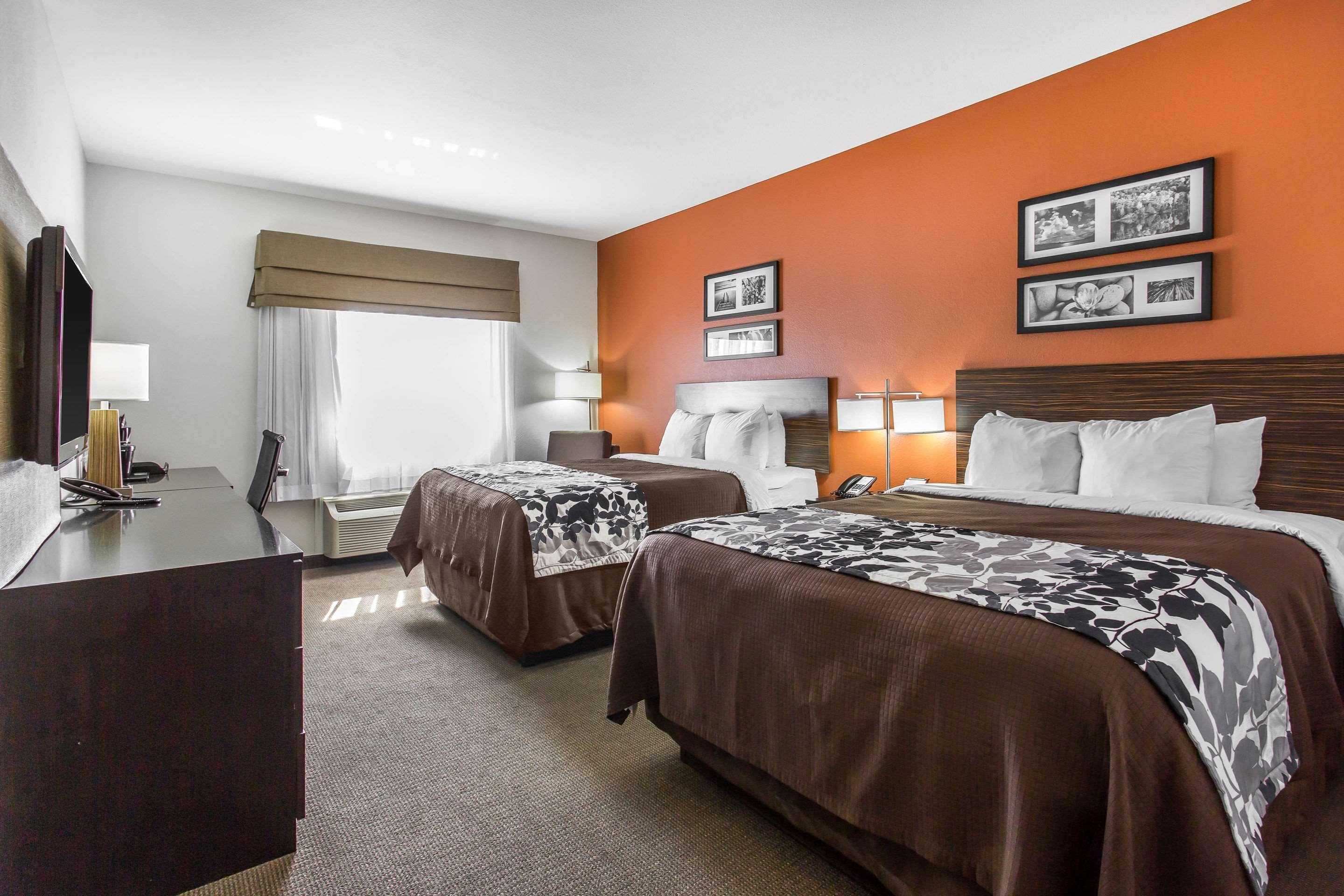 Sleep Inn & Suites Лъбък Екстериор снимка